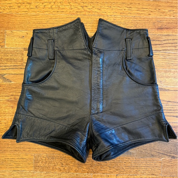 pyrate-style Pants - Pyrate-Style Rare Designer Black Leather Shorts German Sz 36 US Sz 6